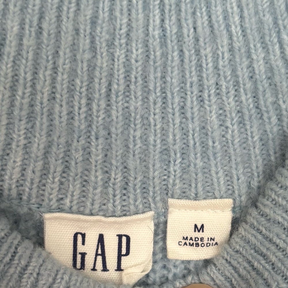 GAP Women's Multicolor Striped Sweater | Size M - Picture 5 of 7